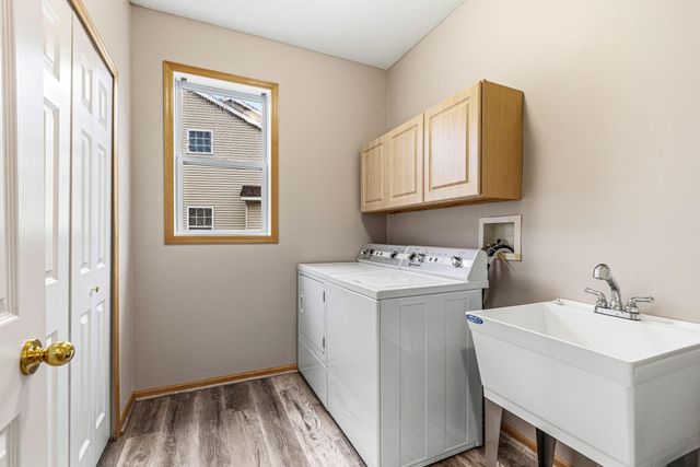 14351 Bentley Way, Rosemount, MN 55068