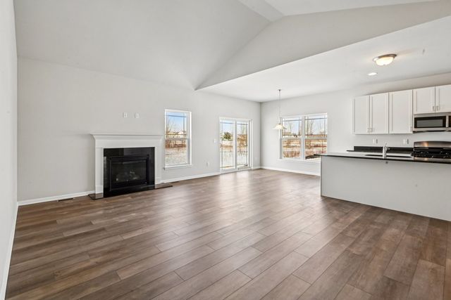 353 N Aspen Drive, Cortland, IL 60112