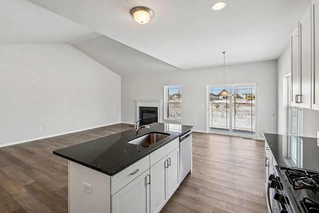 353 N Aspen Drive, Cortland, IL 60112