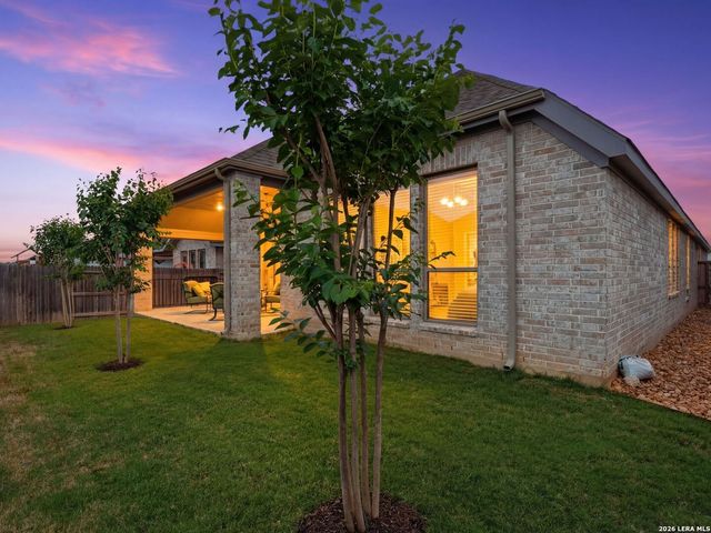 1833 LUNA ST, New Braunfels, TX 78132