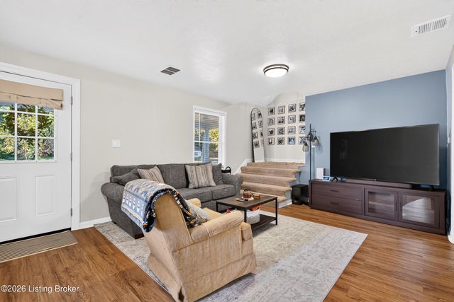 4509 Ash Ave, Louisville, KY 40258