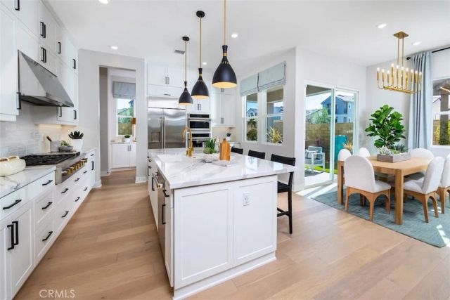 201 Briar Moon, Irvine, CA 92618