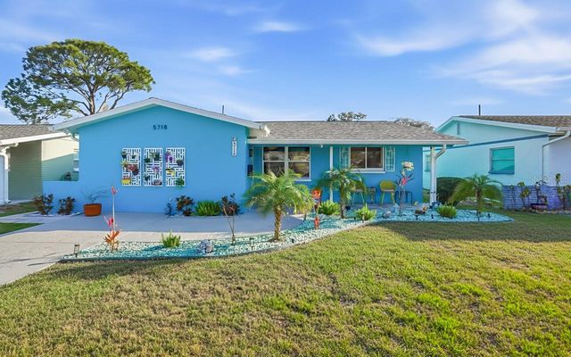 5718 18TH AVENUE N, St Petersburg, FL 33710