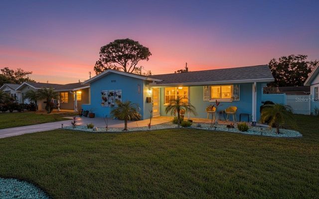 5718 18TH AVENUE N, St Petersburg, FL 33710