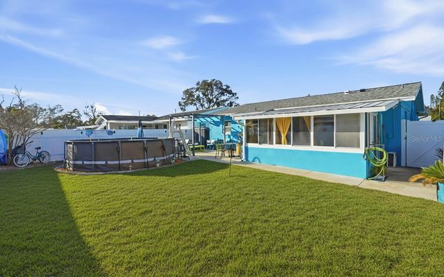 5718 18TH AVENUE N, St Petersburg, FL 33710