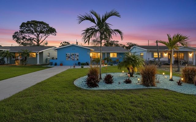 5718 18TH AVENUE N, St Petersburg, FL 33710