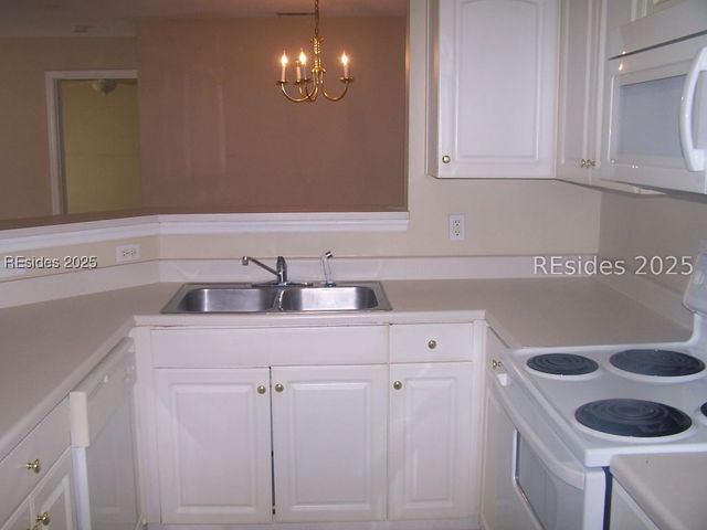 100 Kensington Blvd Apt 913, Bluffton, SC 29910