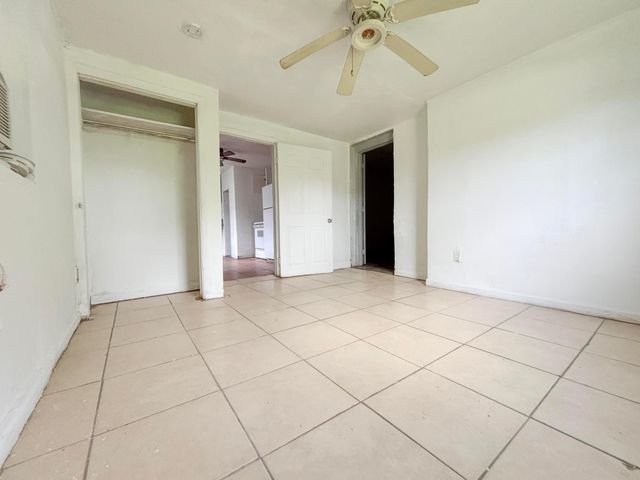 6142 SW 40th Court, Miramar, FL 33023