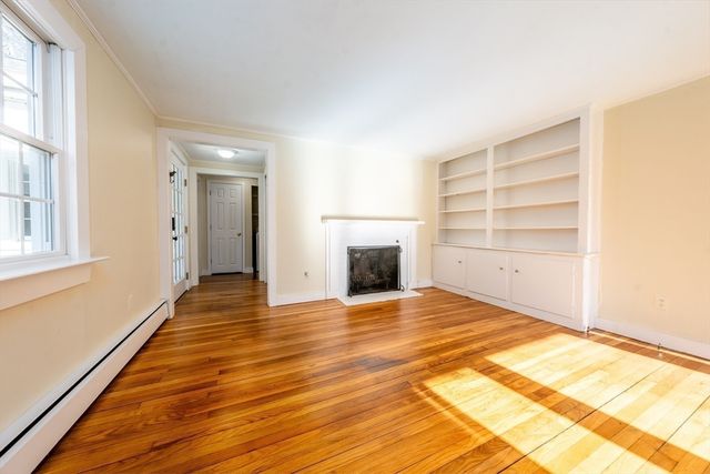 54 Murphy Rd, Barnstable, MA 02601