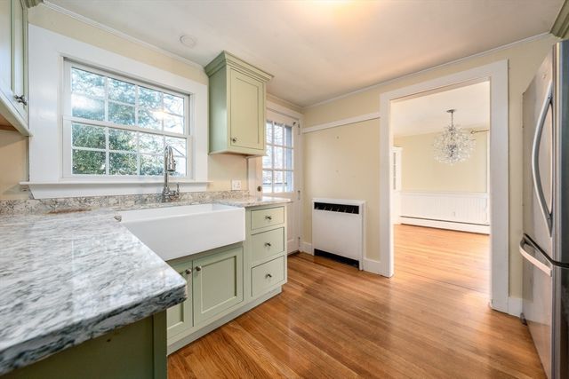 54 Murphy Rd, Barnstable, MA 02601