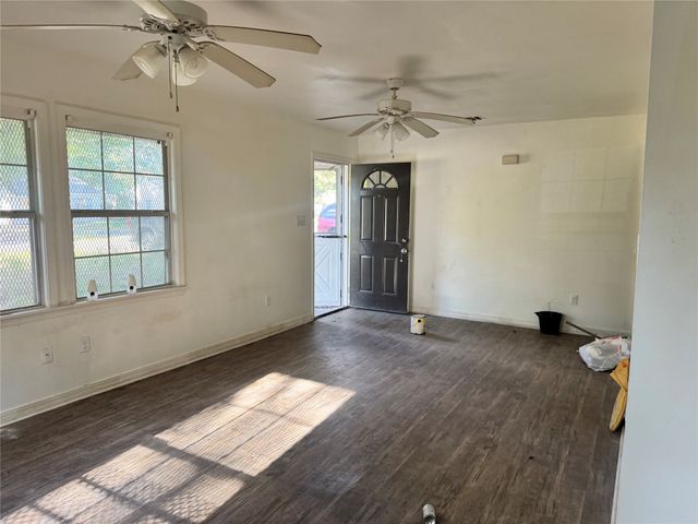 3025 Conmar Street, Shreveport, LA 71108