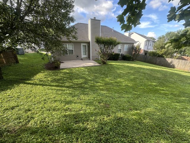 109 Lakeside Ct, Hermitage, TN 37076