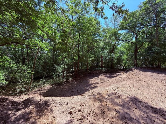 11800 Live Oak Dr, Minnetonka, MN 55305