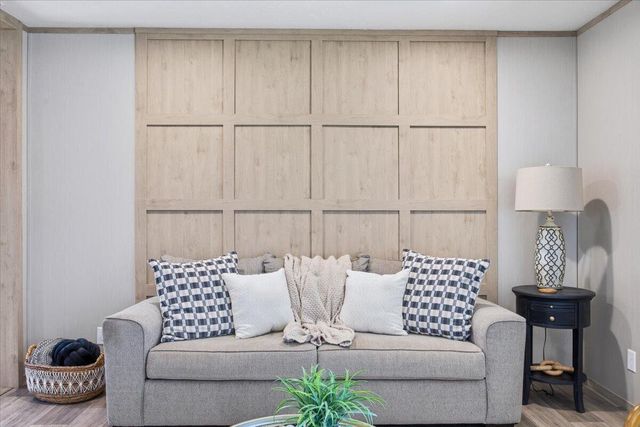 662 Country Pond Lane, Cross, SC 29436