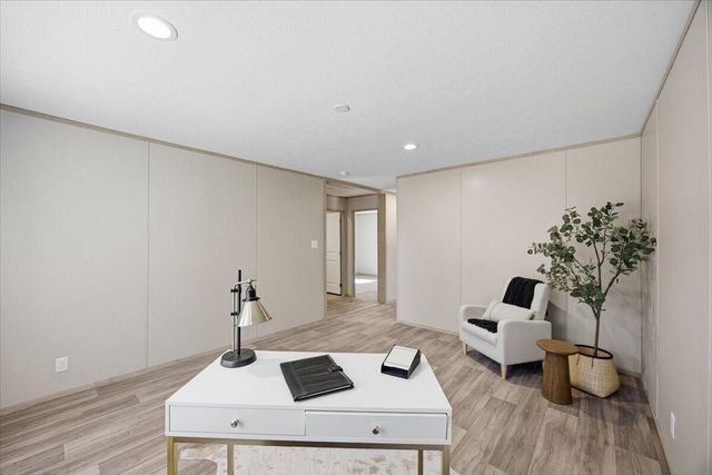 662 Country Pond Lane, Cross, SC 29436