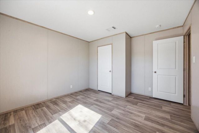 662 Country Pond Lane, Cross, SC 29436