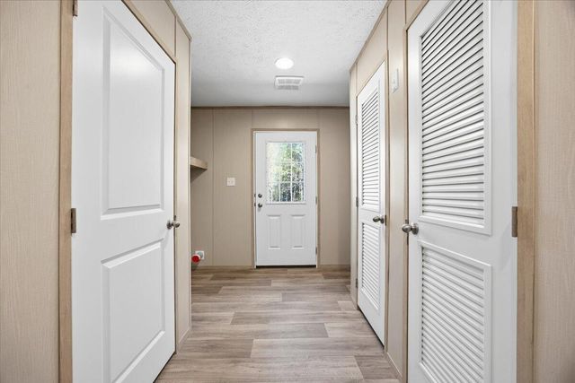 662 Country Pond Lane, Cross, SC 29436