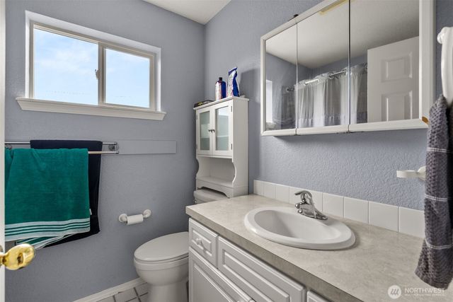 627 Bates Street SW, Tumwater, WA 98512