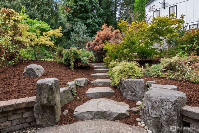 627 Bates Street SW, Tumwater, WA 98512