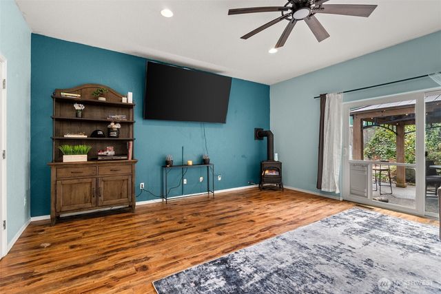 627 Bates Street SW, Tumwater, WA 98512
