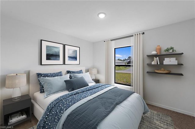 4328 NE 9th CT, Cape Coral, FL 33909