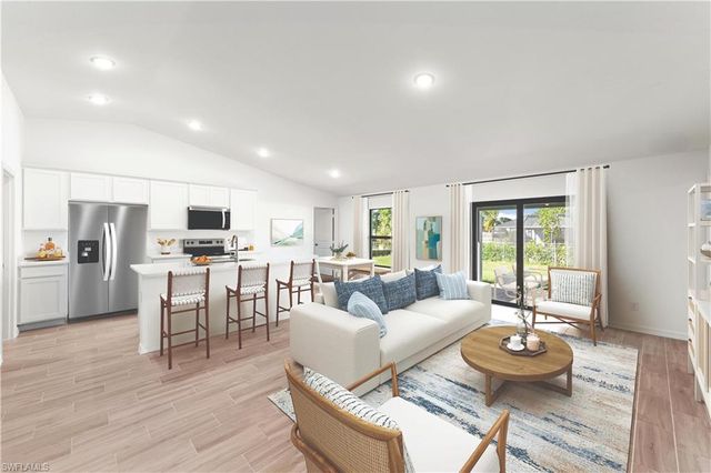 4328 NE 9th CT, Cape Coral, FL 33909