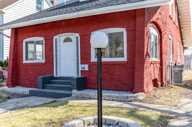 743 Buchanan Street, Gary, IN 46402