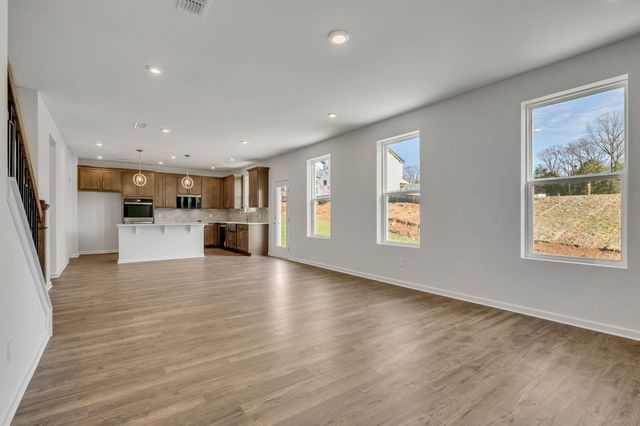 1027 Lionheart Drive, Hermitage, TN 37076