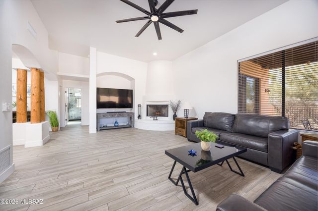 13714 E Placita Copechi, Vail, AZ 85641