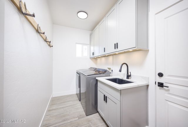 13714 E Placita Copechi, Vail, AZ 85641