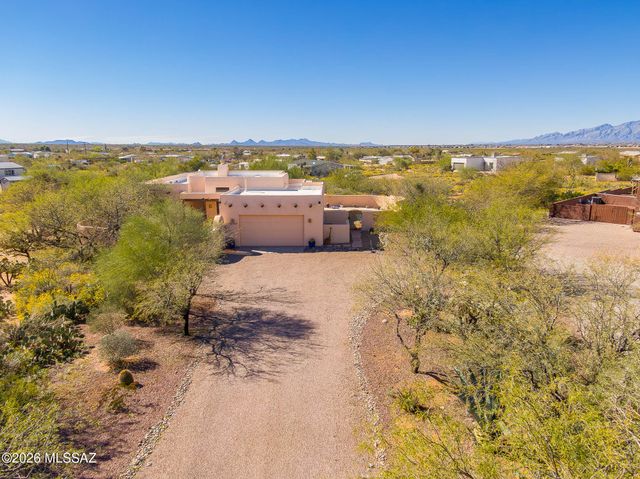 13714 E Placita Copechi, Vail, AZ 85641