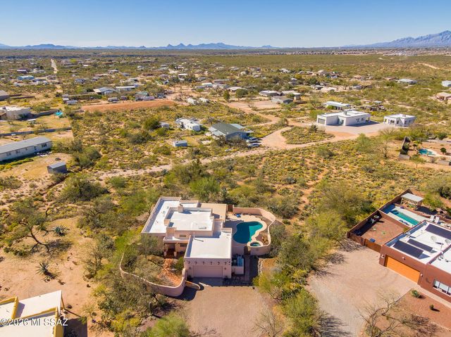 13714 E Placita Copechi, Vail, AZ 85641