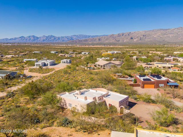 13714 E Placita Copechi, Vail, AZ 85641