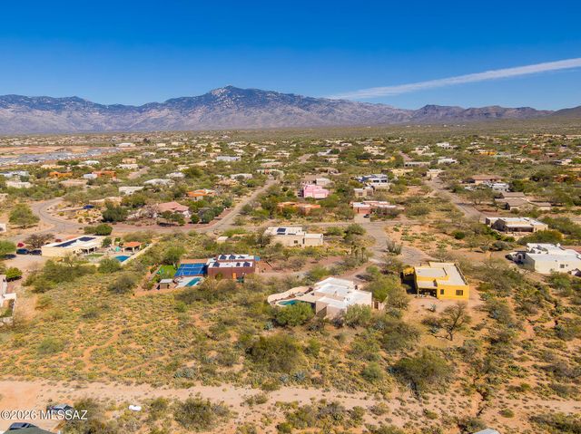 13714 E Placita Copechi, Vail, AZ 85641