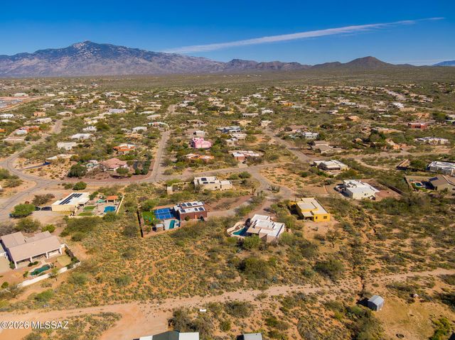 13714 E Placita Copechi, Vail, AZ 85641