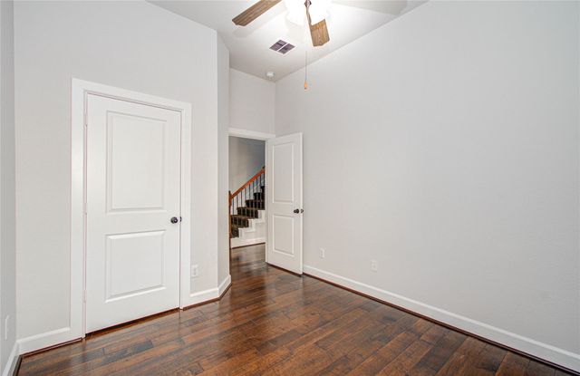 814 Hollington Way, Sugar Land, TX 77479