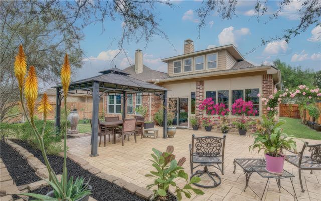 814 Hollington Way, Sugar Land, TX 77479