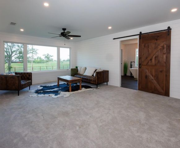 187 N Cedar Creek DR, Cedar Creek, TX 78612
