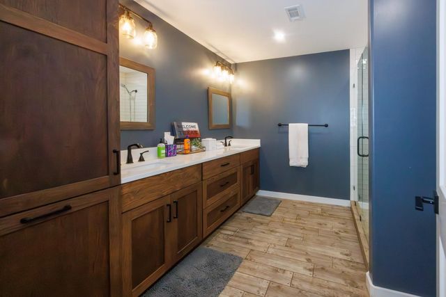 187 N Cedar Creek DR, Cedar Creek, TX 78612