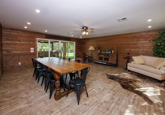 187 N Cedar Creek DR, Cedar Creek, TX 78612