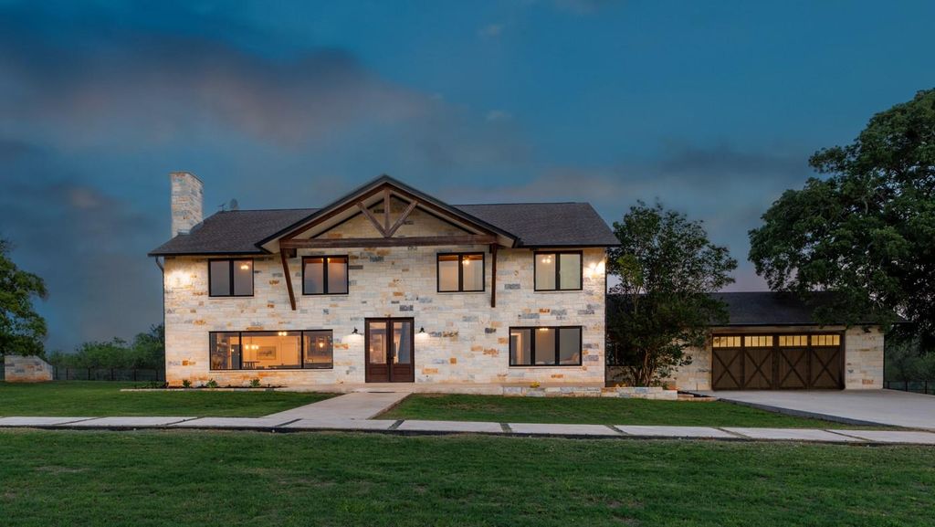 187 N Cedar Creek DR, Cedar Creek, TX 78612
