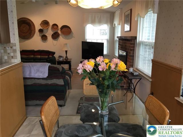 3605 Chalmette Road, South Whitehall Twp, PA 18104