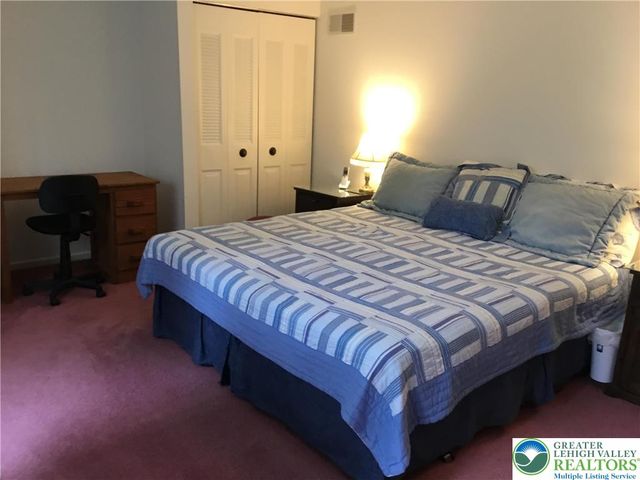 3605 Chalmette Road, South Whitehall Twp, PA 18104