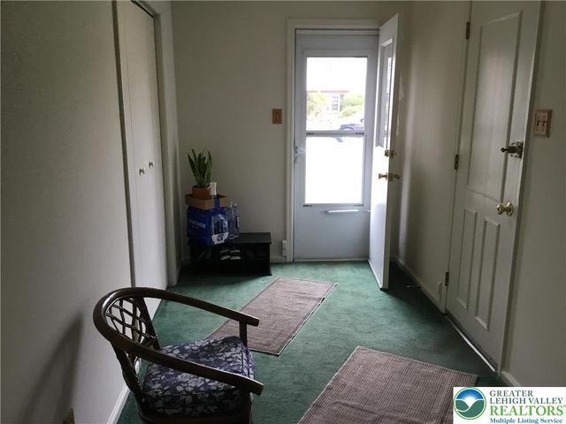3605 Chalmette Road, South Whitehall Twp, PA 18104