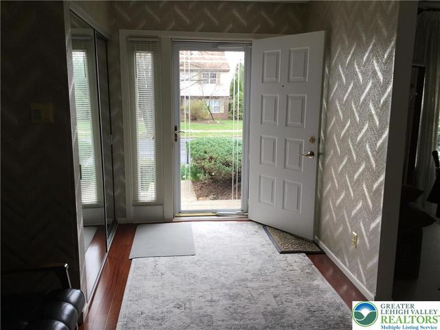3605 Chalmette Road, South Whitehall Twp, PA 18104