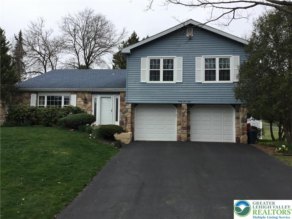 3605 Chalmette Road, South Whitehall Twp, PA 18104