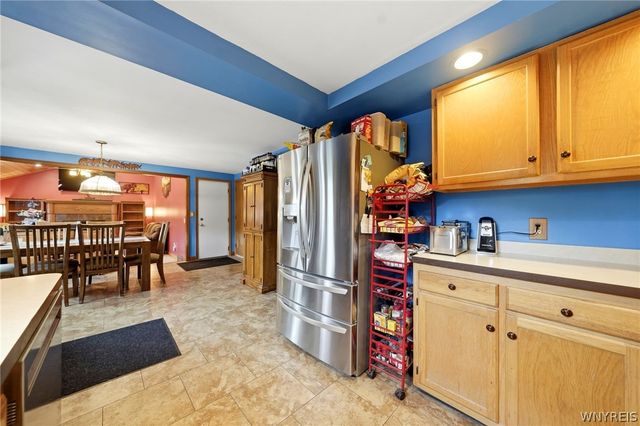 5976 Margaret Ann Drive, Hamburg, NY 14085