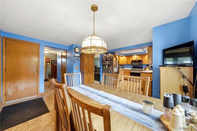 5976 Margaret Ann Drive, Hamburg, NY 14085