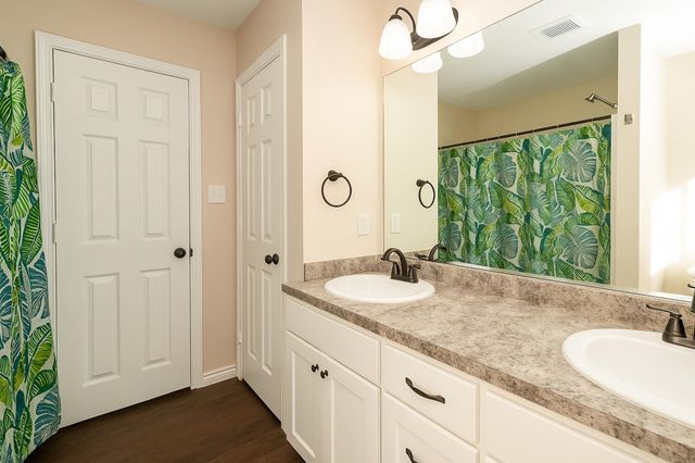 504 Abney St, Gilmer, TX 75645