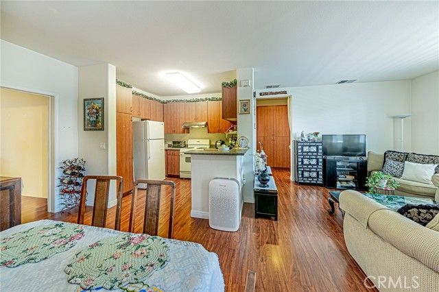 735 Francesca 202, Walnut, CA 91789